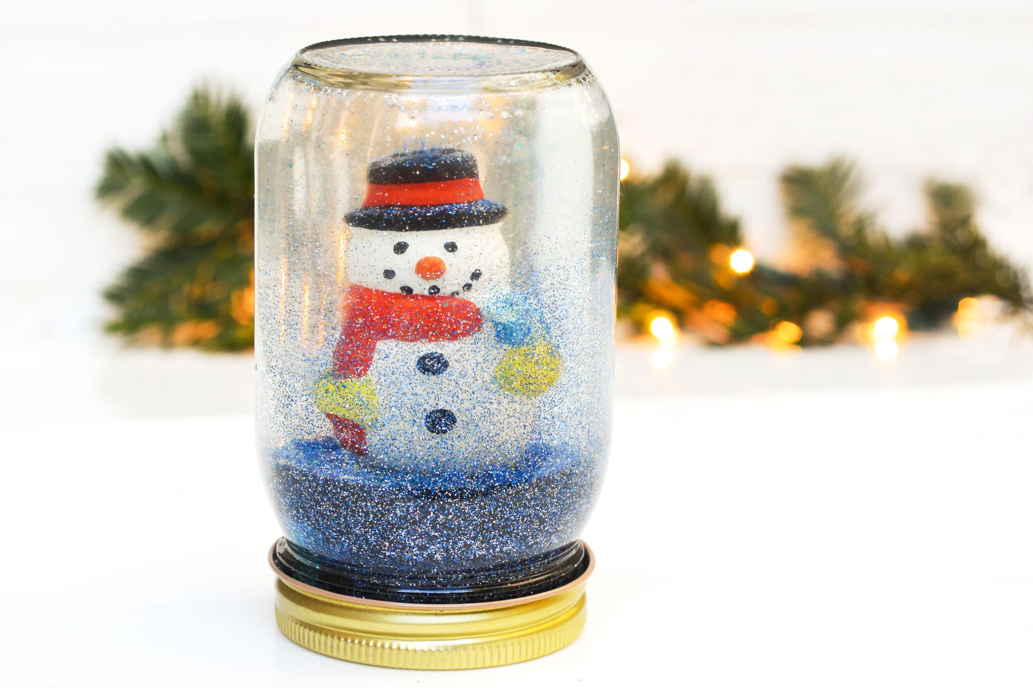 DIY Snow Globes - How to Make Christmas Snow Globes